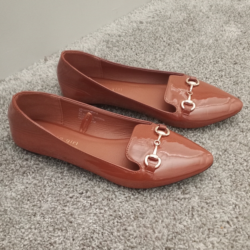 MADDEN GIRL FLATS SHOES SIZE 7M